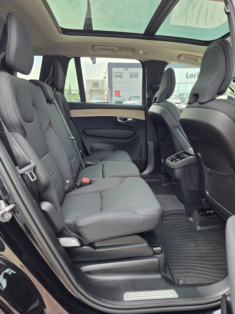 2026 Volvo XC90 PLUS DARK THEME-19
