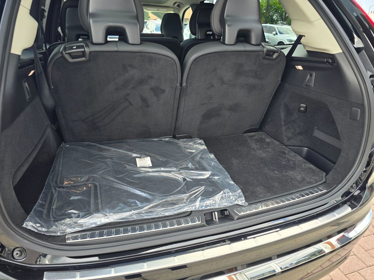 2026 Volvo XC90 ULTRA BRIGHT THEME-16