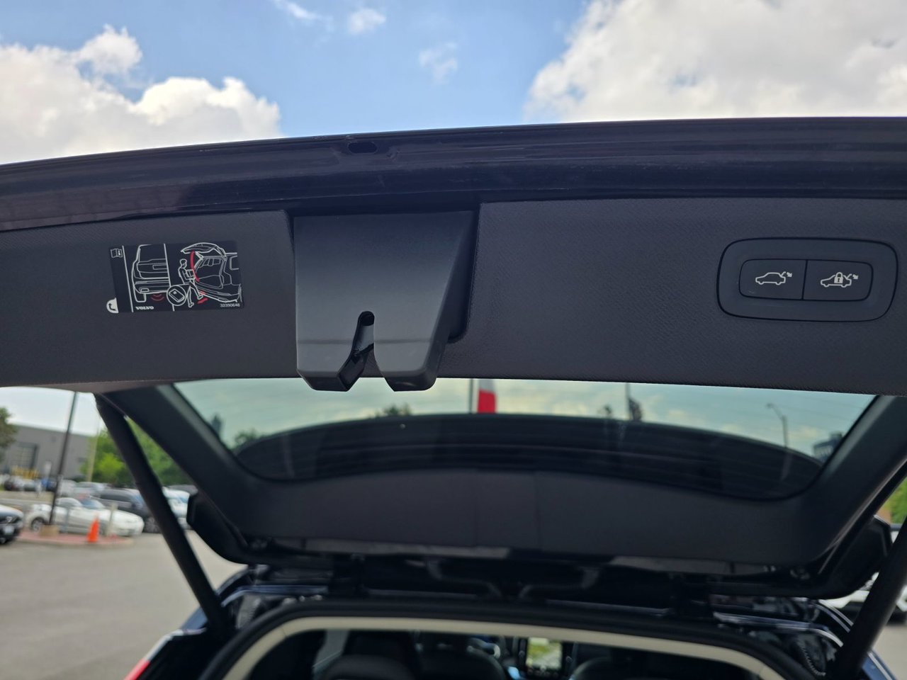 2026 Volvo XC90 ULTRA BRIGHT THEME-17