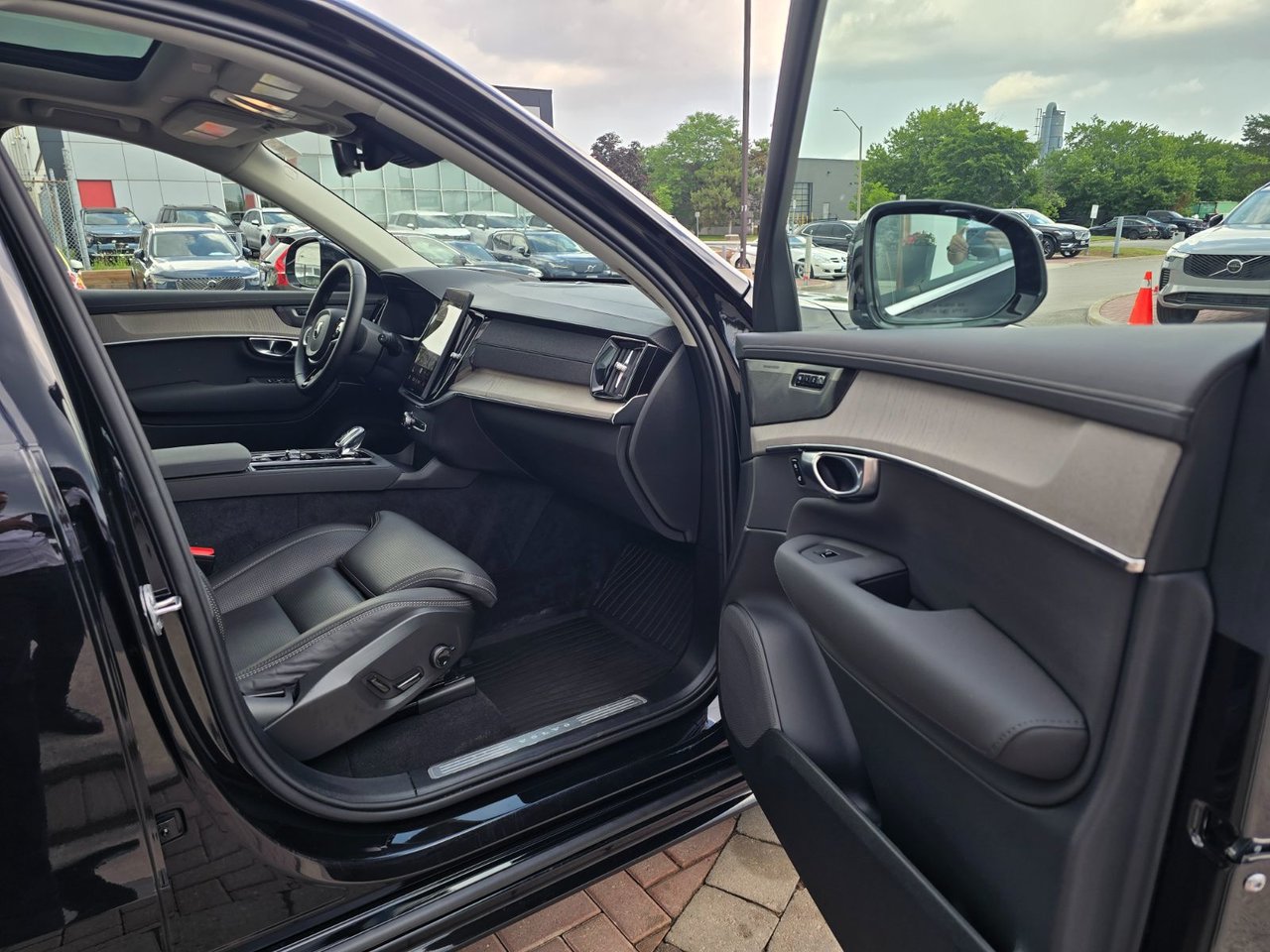 2026 Volvo XC90 ULTRA BRIGHT THEME-23