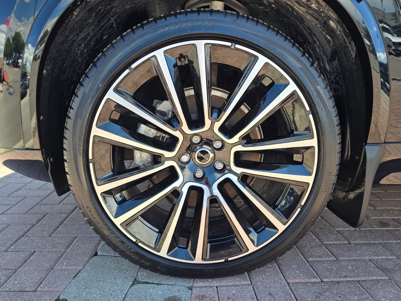 2026 Volvo XC90 PLUS DARK THEME-7