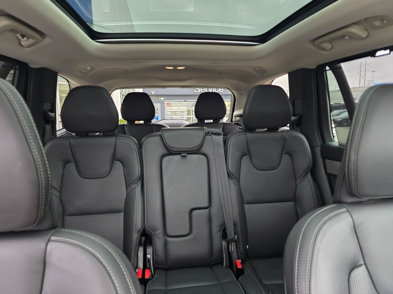 2026 Volvo XC90 ULTRA DARK THEME-8