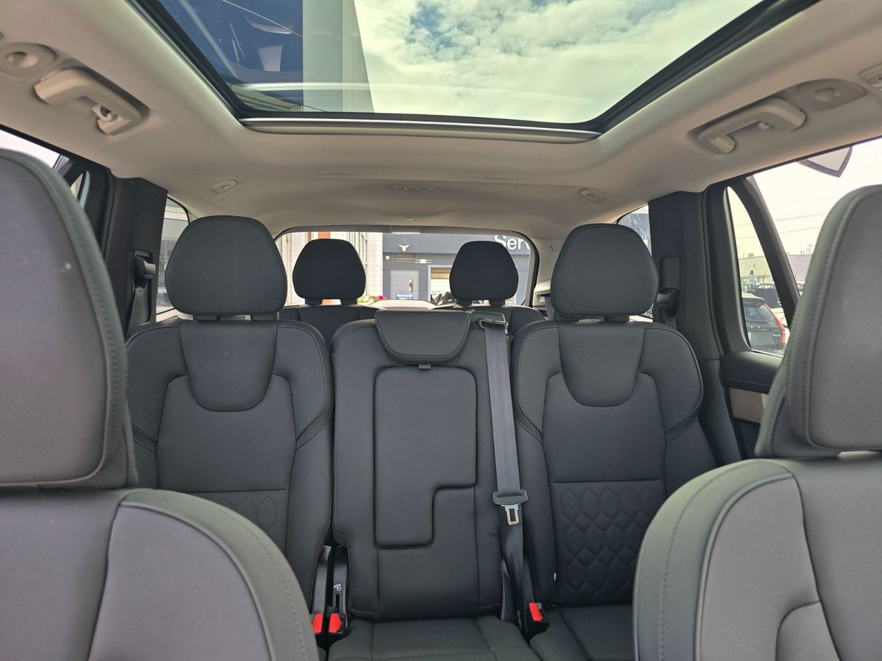 2026 Volvo XC90 PLUS BRIGHT THEME-8