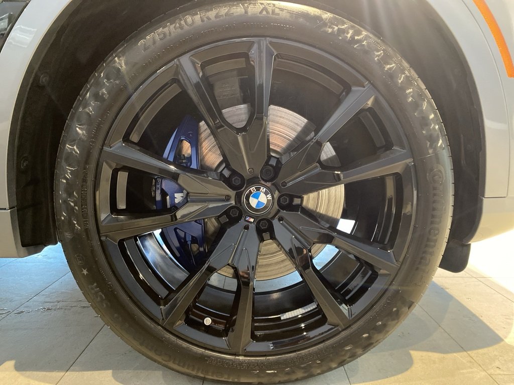 2026 BMW X7 xDrive40i-8
