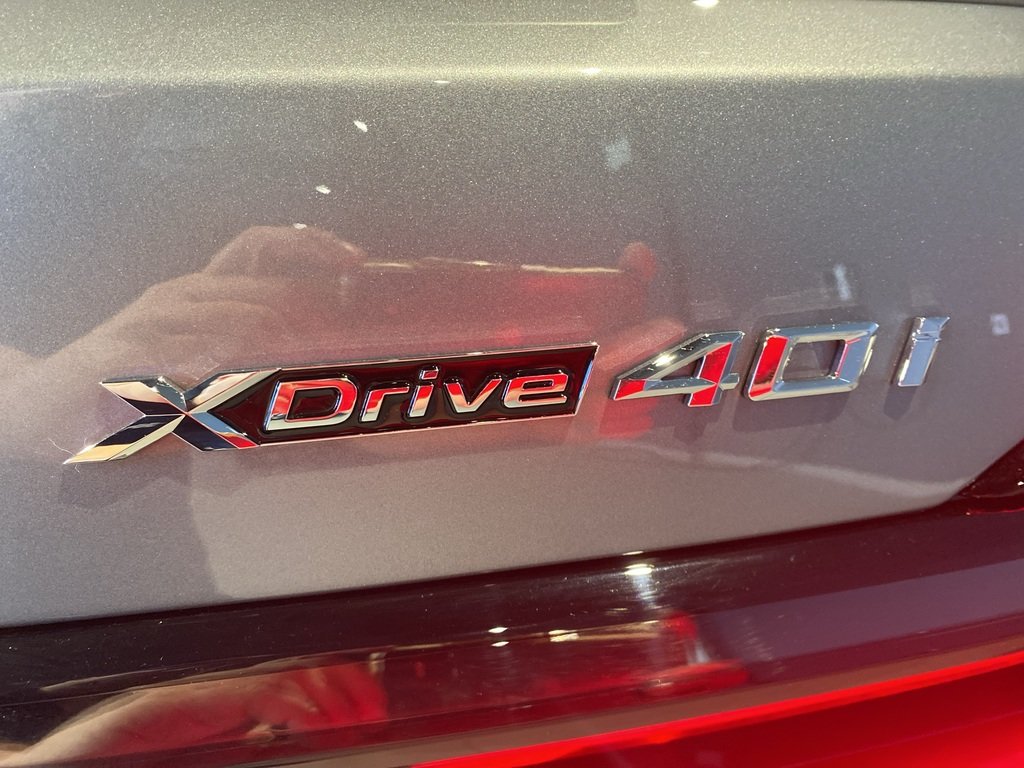 2026 BMW X7 xDrive40i-27
