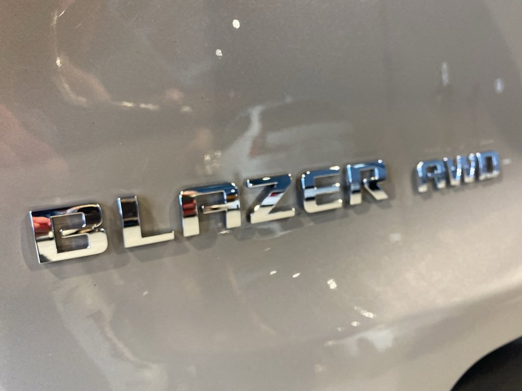2022 Chevrolet Blazer Premier AWD-28