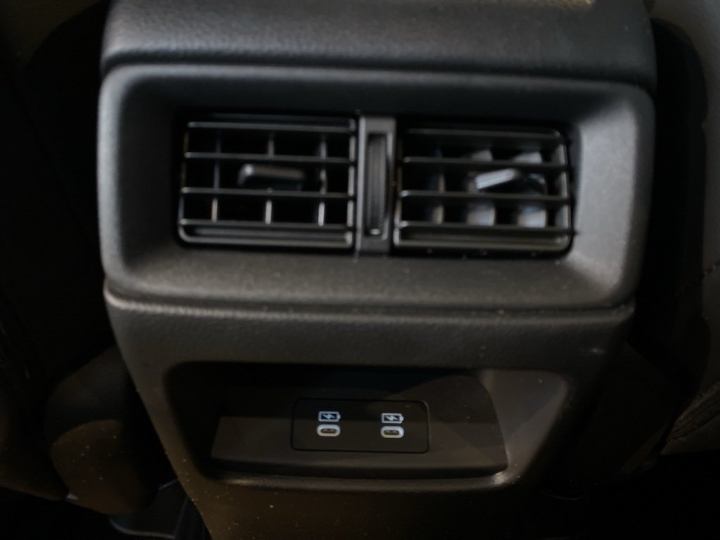 2024 Honda CR-V Hybrid Touring AWD-19