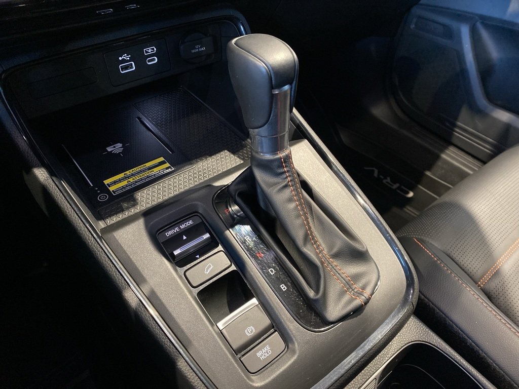 2024 Honda CR-V Hybrid Touring AWD-12