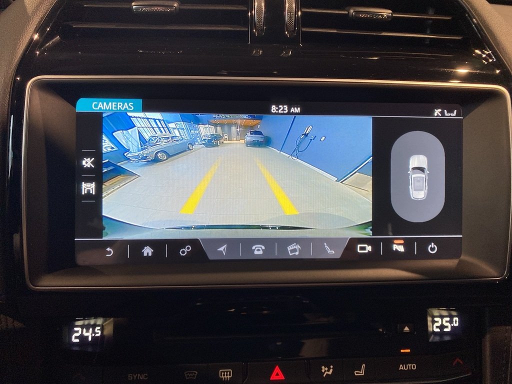 2020 Jaguar F-PACE 30t AWD Prestige-16