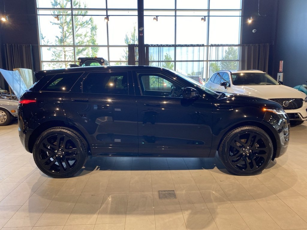 2024 Land Rover Range Rover Evoque P250 Dynamic HSE-2
