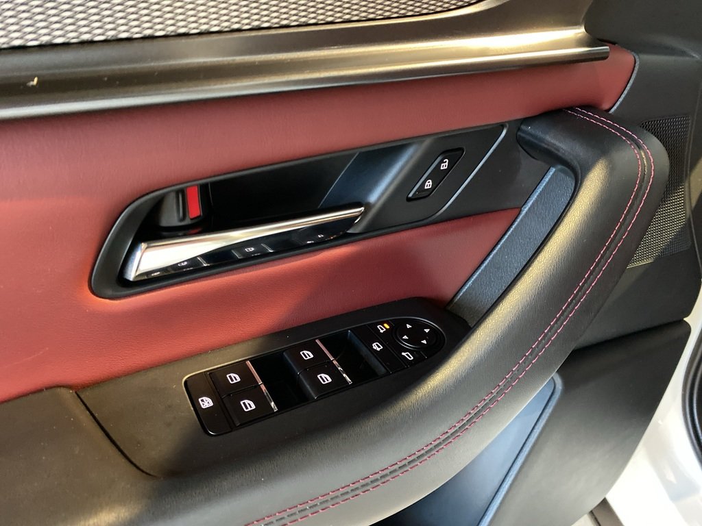 2025 Mazda CX-70 PHEV GT AWD-11