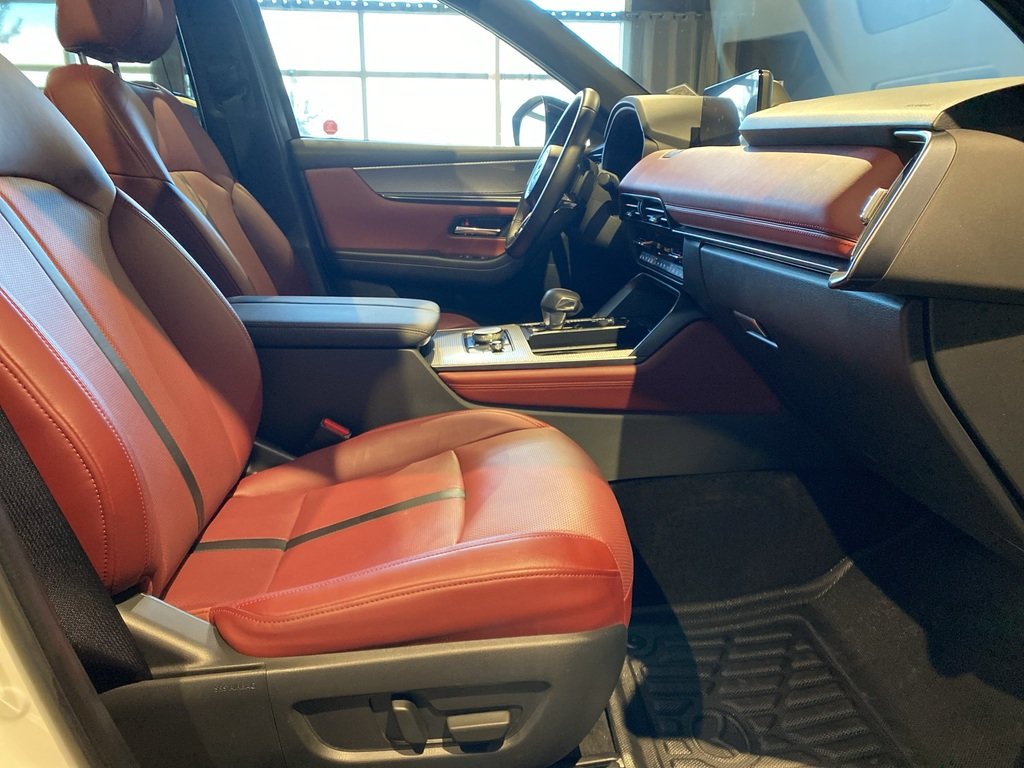 2025 Mazda CX-70 PHEV GT AWD-24