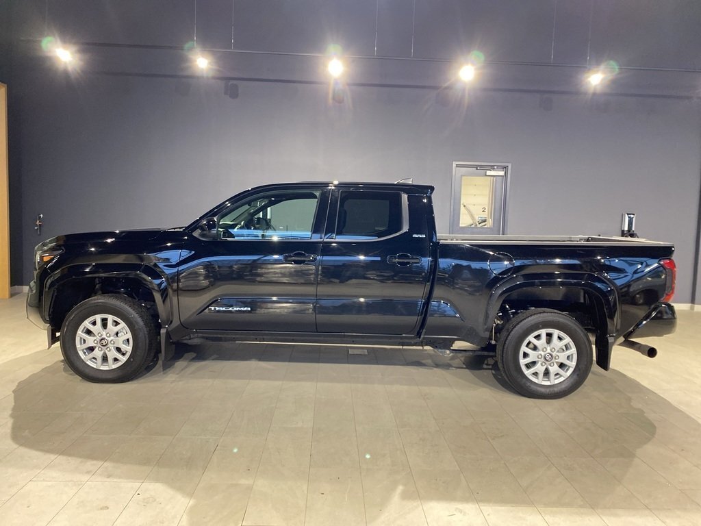 2025 Toyota Tacoma 4X4 Tacoma Double Cab AT-1