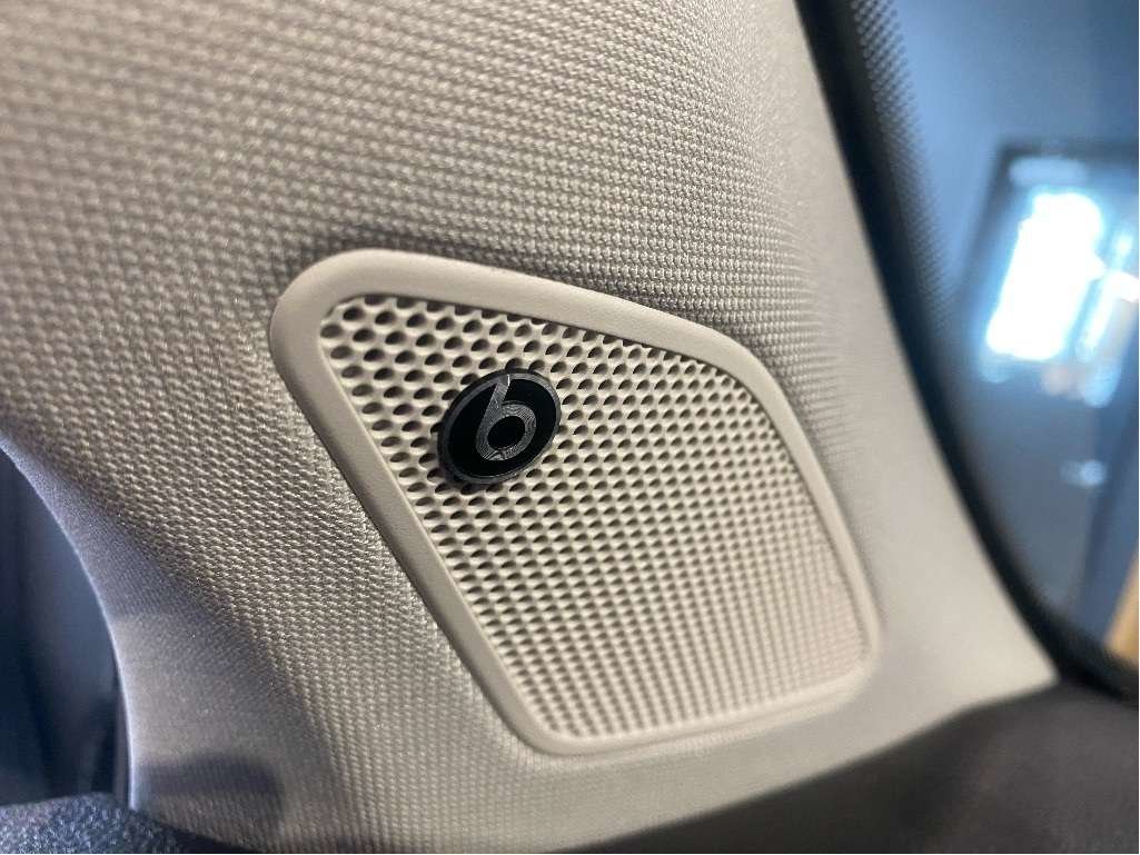 2024 Volkswagen Taos Highline 1.5T 7sp at DSG w/ Tip 4M-15