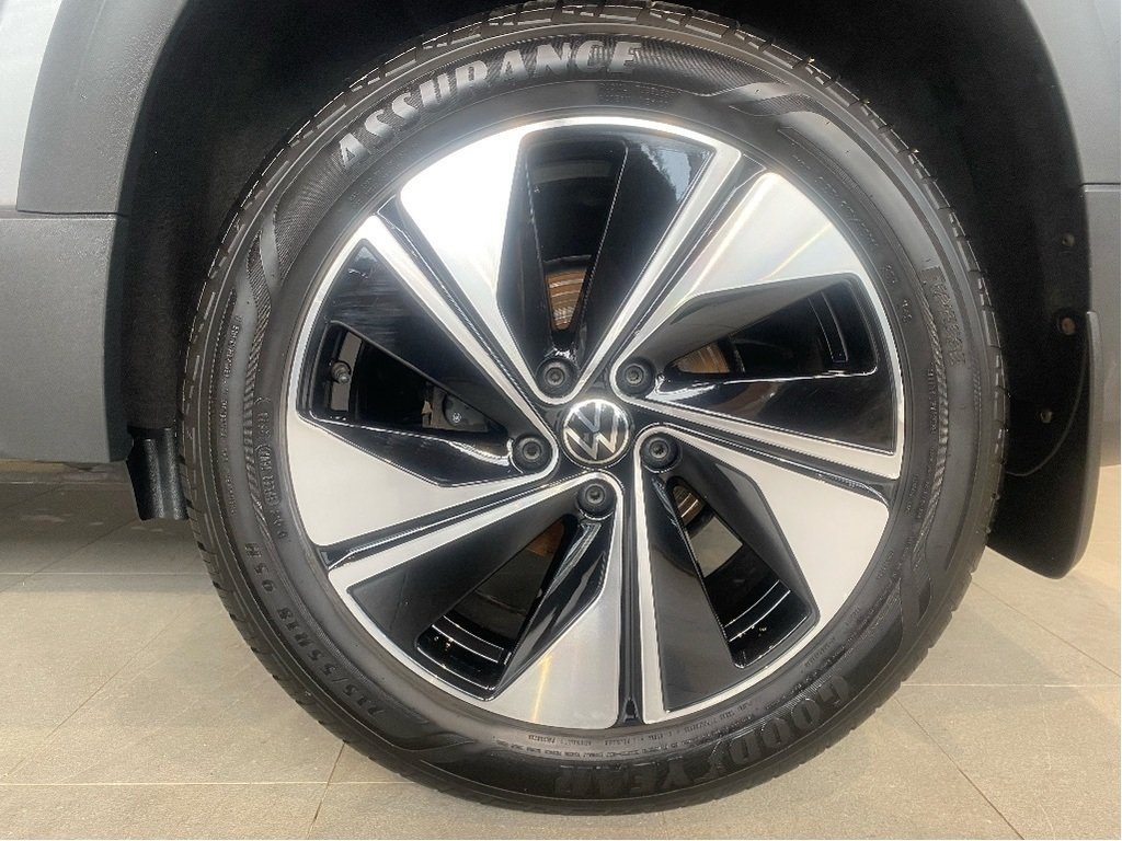 2024 Volkswagen Taos Highline 1.5T 7sp at DSG w/ Tip 4M-8