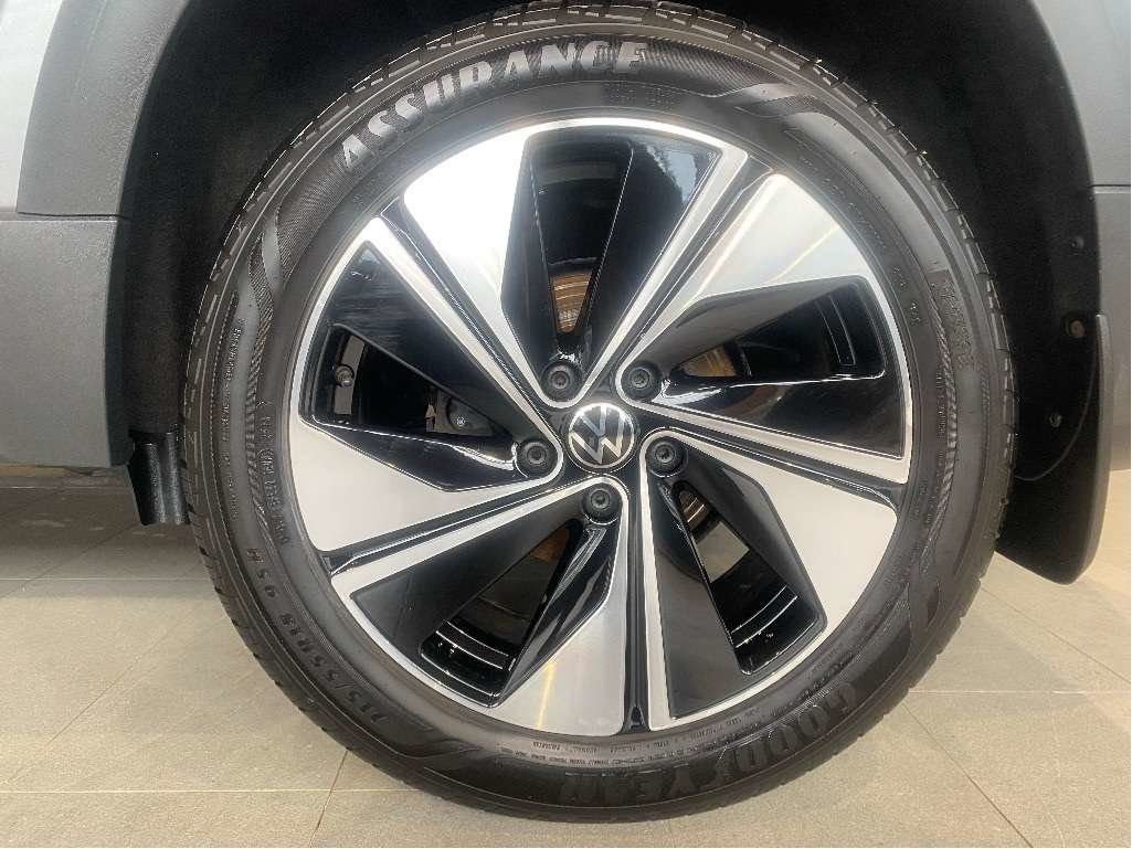 2024 Volkswagen Taos Highline 1.5T 7sp at DSG w/ Tip 4M-8