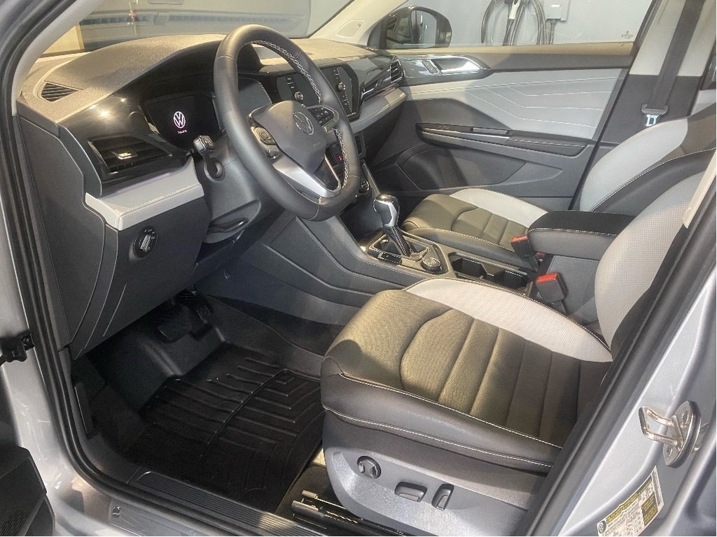 2024 Volkswagen Taos Highline 1.5T 7sp at DSG w/ Tip 4M-9
