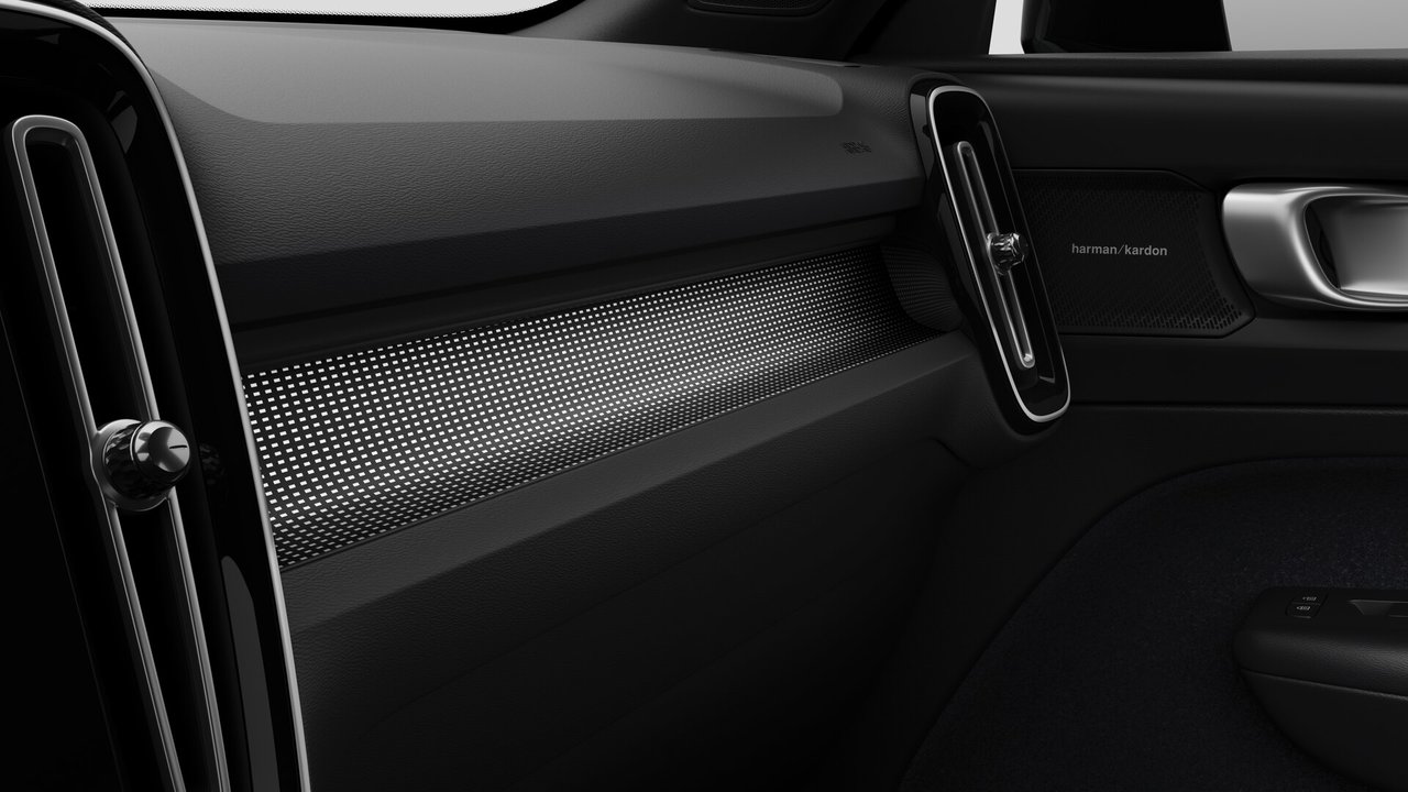 2026 Volvo EX40 Ultra Black Edition-8