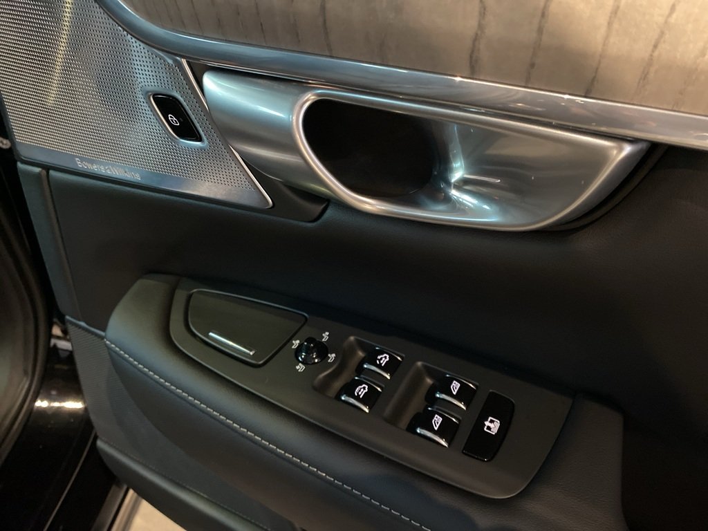 2023 Volvo S90 B6 AWD Ultimate - Bright-23