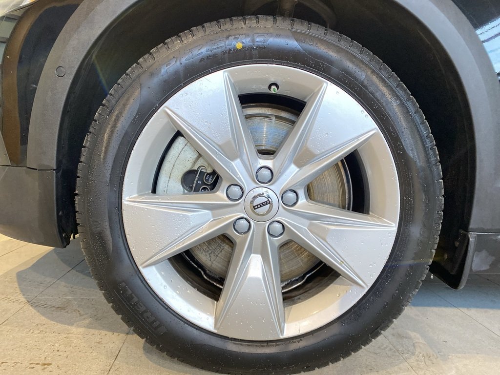 2025 Volvo V60 Cross Country B5 AWD Core-8