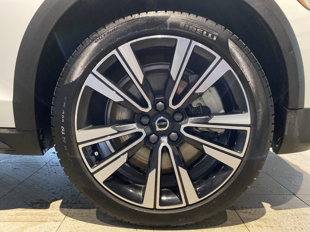 2025 Volvo V60 Cross Country B5 AWD Plus-8