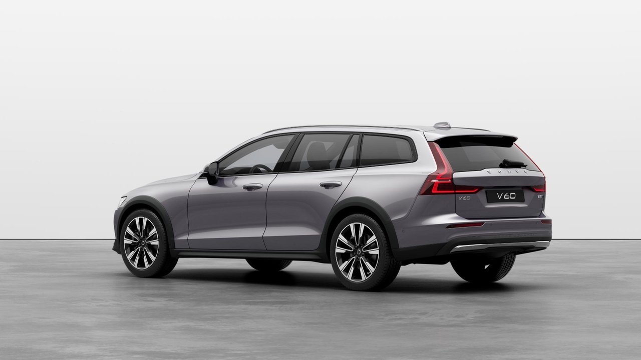 2026 Volvo V60 Cross Country Ultra-1