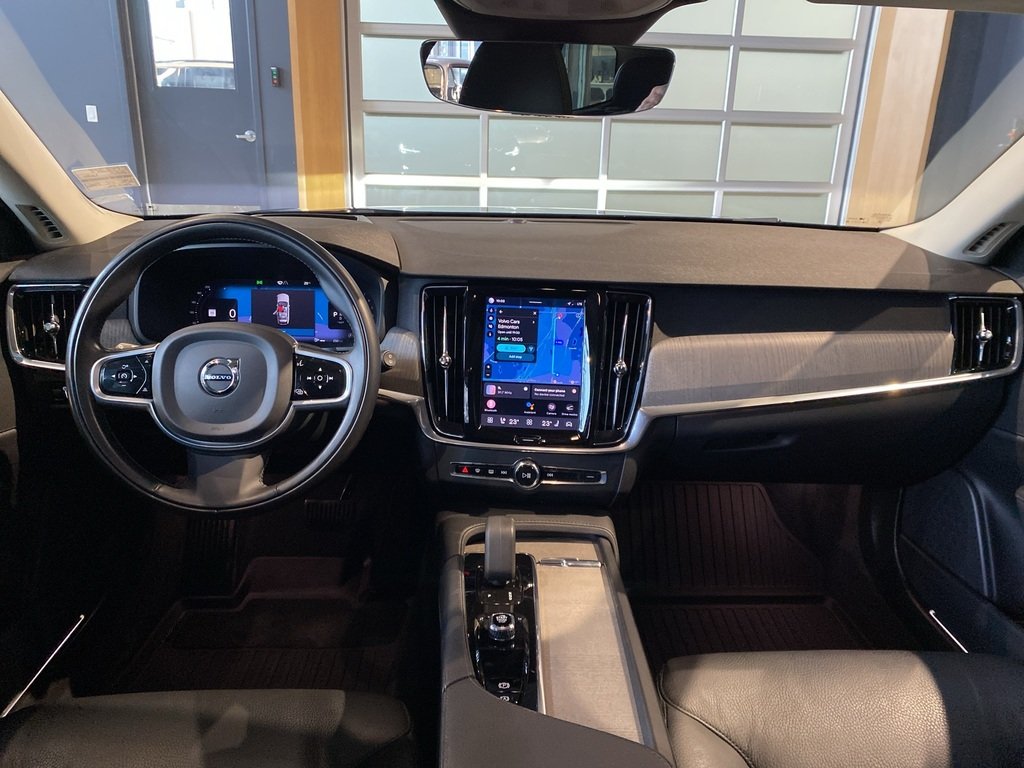 2022 Volvo V90 Cross Country B6 AWD-10