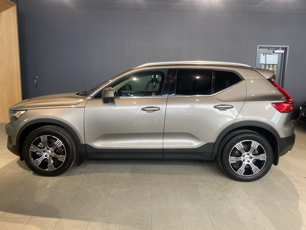 2020 Volvo XC40 T5 AWD Inscription-1
