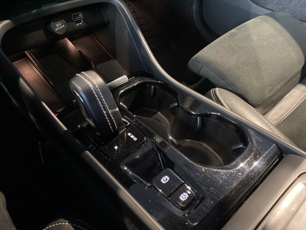 2022 Volvo XC40 T5 AWD R-Design-12