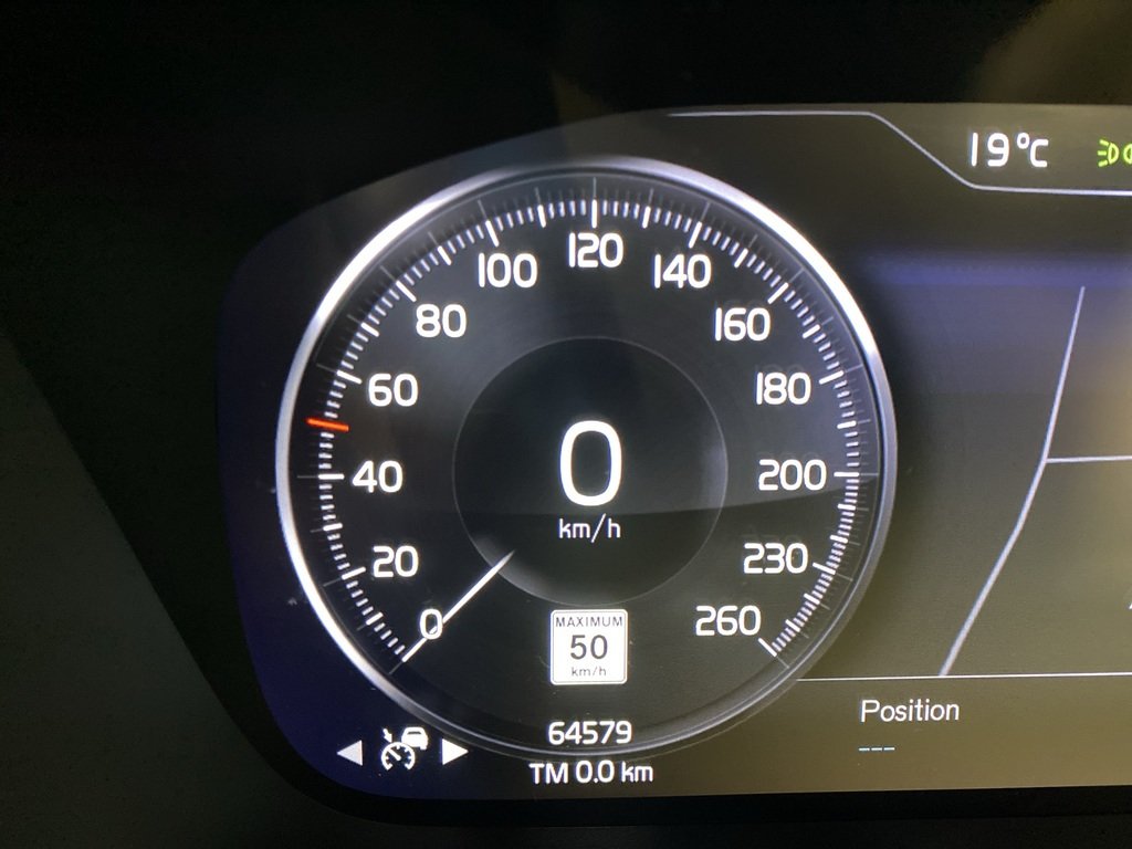 2022 Volvo XC40 T5 AWD R-Design-15