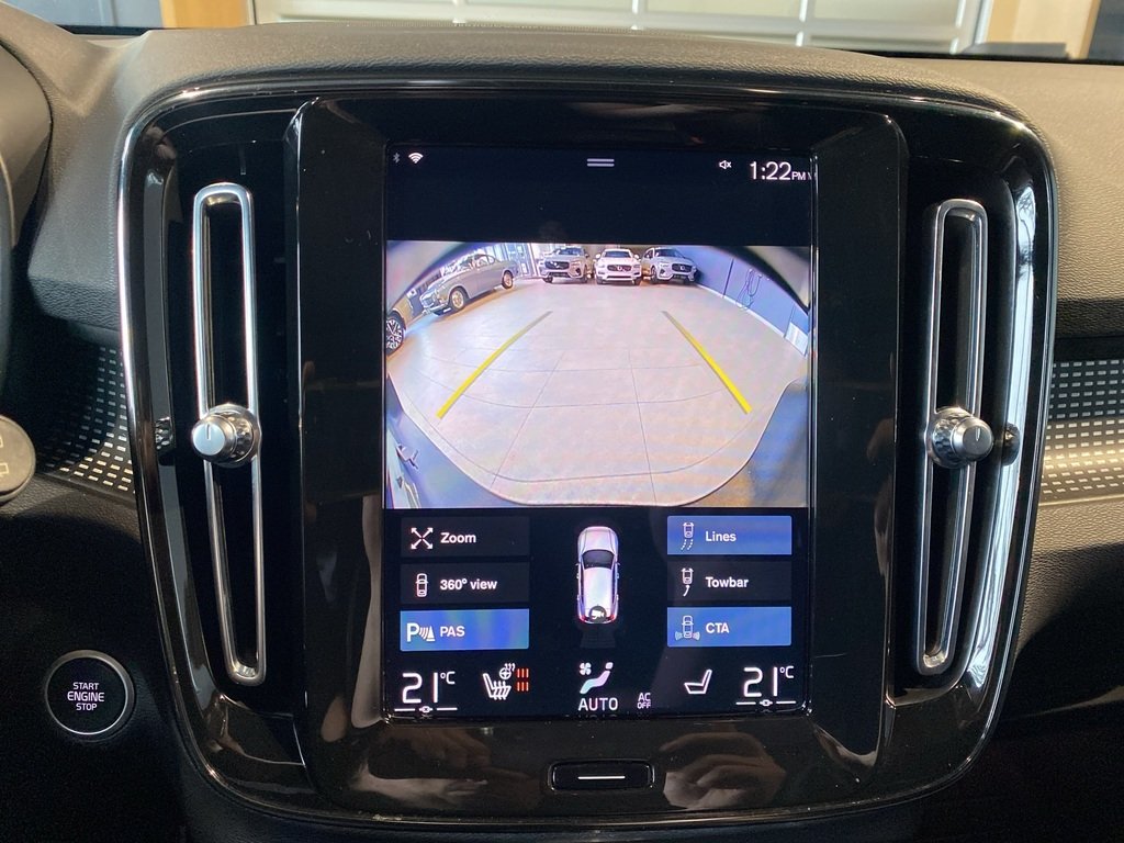 2022 Volvo XC40 T5 AWD R-Design-16