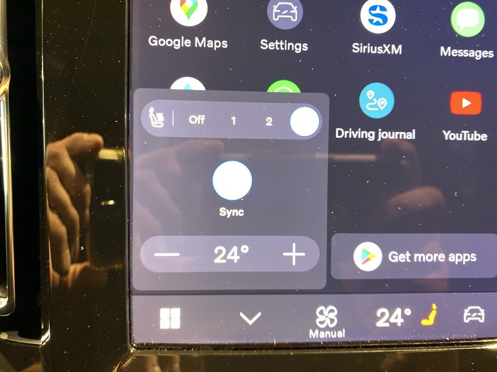 2025 Volvo XC40 B5 AWD Core Bright Theme-14