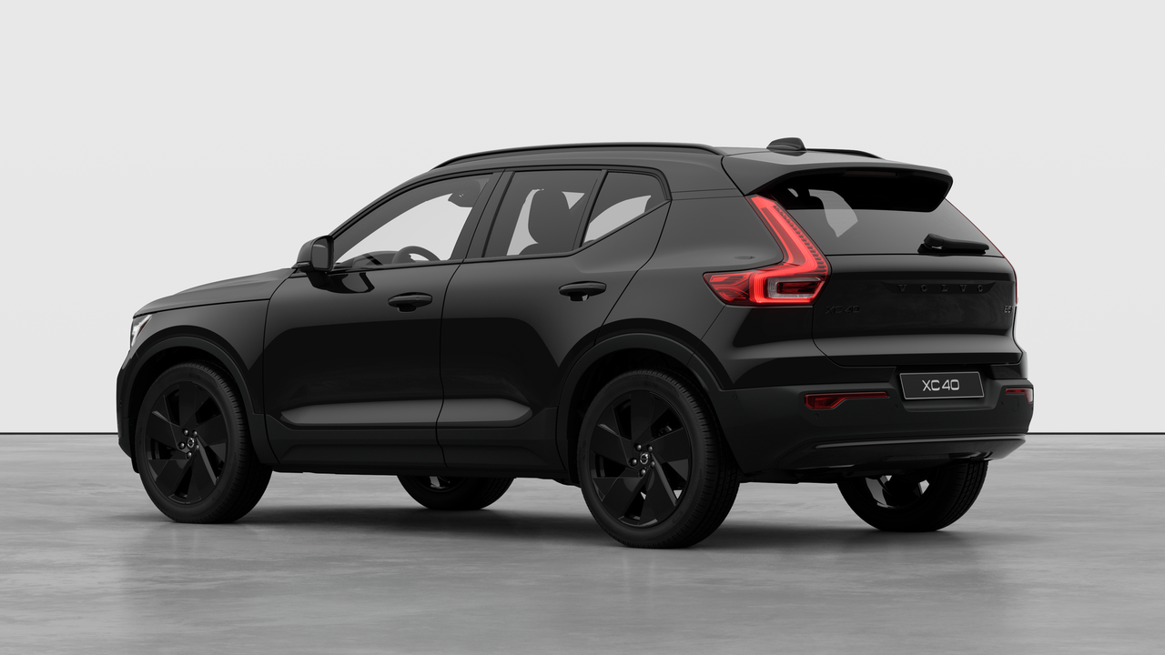 2026 Volvo XC40 Ultra Black Edition-1