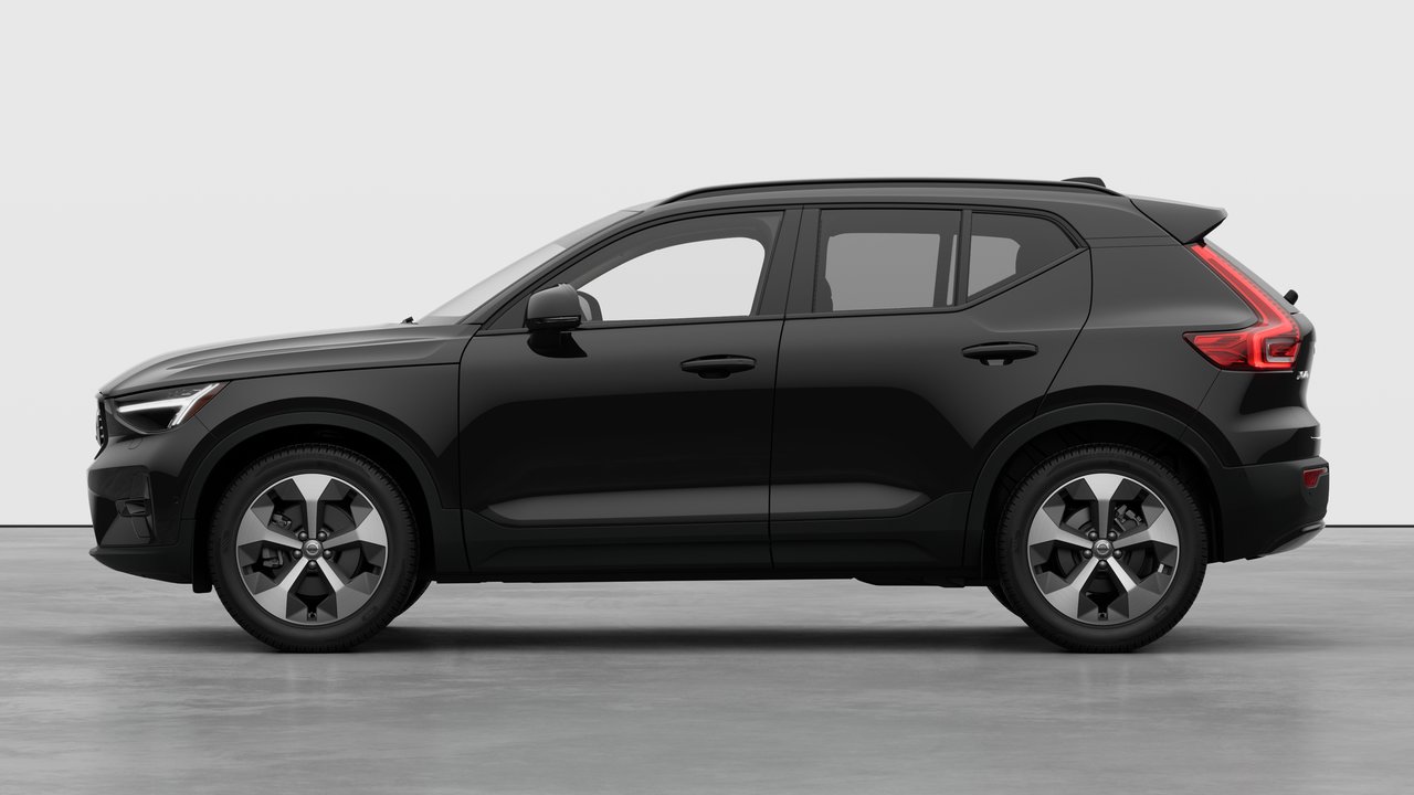 2026 Volvo XC40 Plus Dark Theme-7