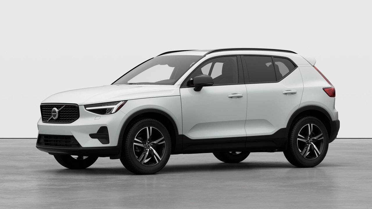 2026 Volvo XC40 Core Dark Theme-0