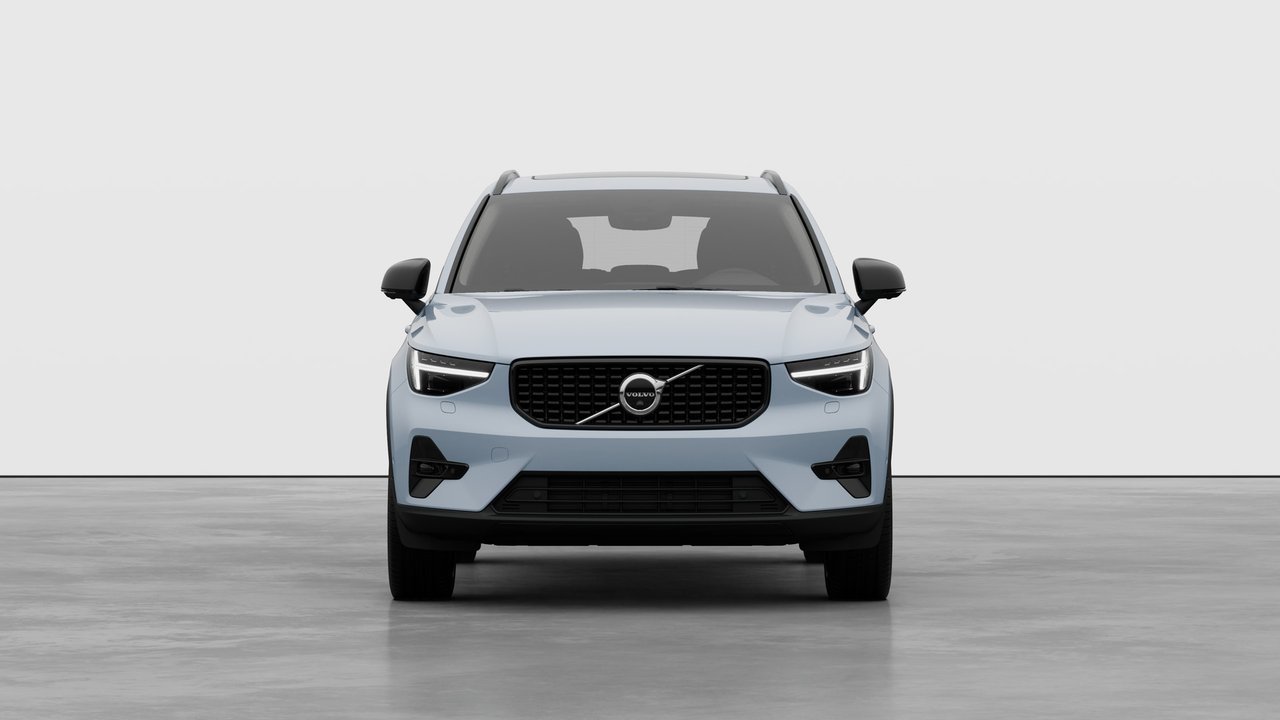 2026 Volvo XC40 Ultra (Dark Theme)-4
