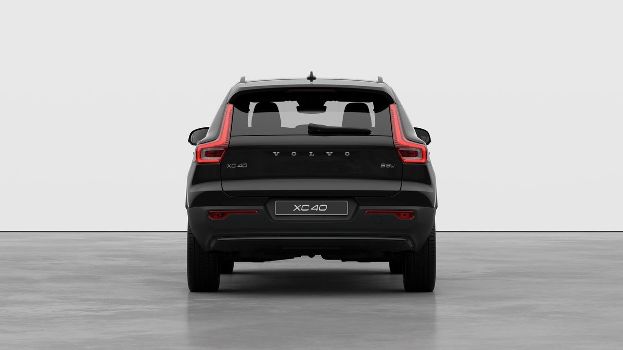 2026 Volvo XC40 Ultra Dark Theme-5