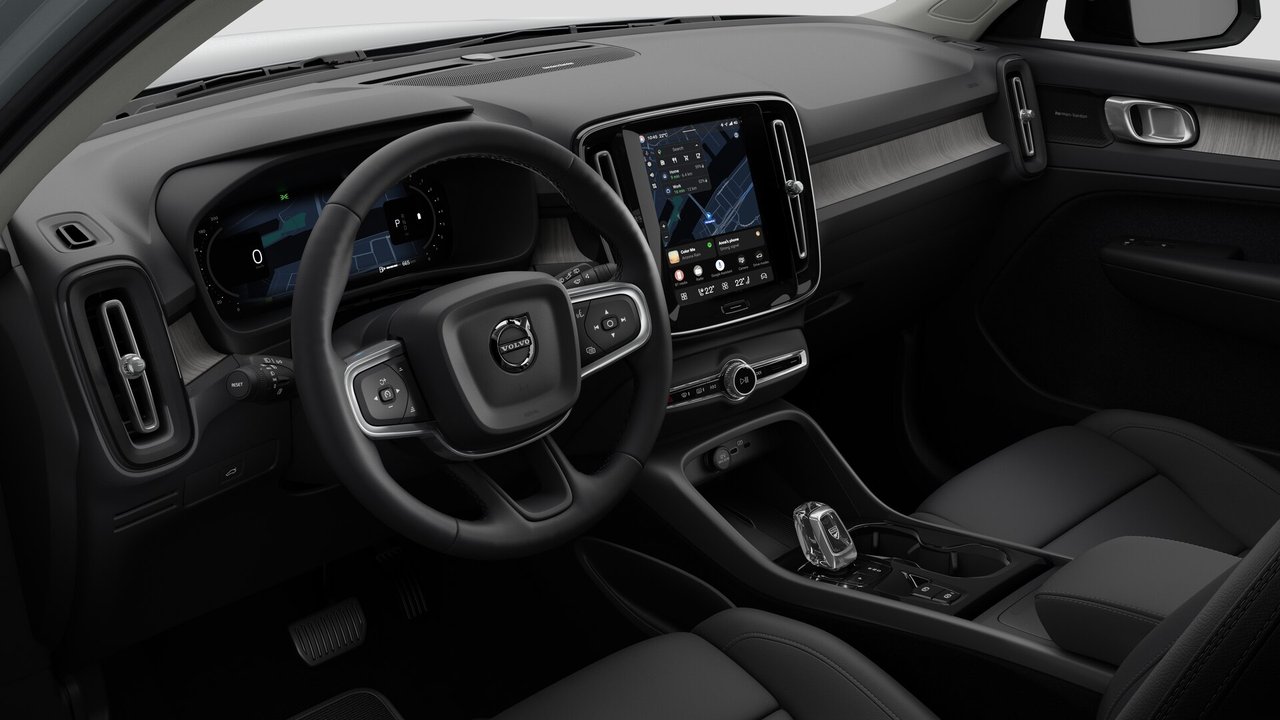 2026 Volvo XC40 Ultra Dark Theme-9