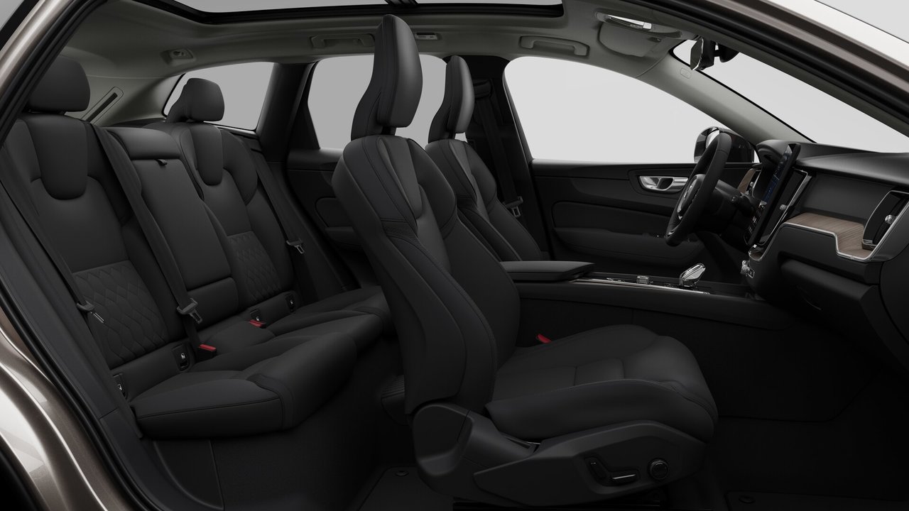 2026 Volvo XC60 Plug-in hybrid Plus-12