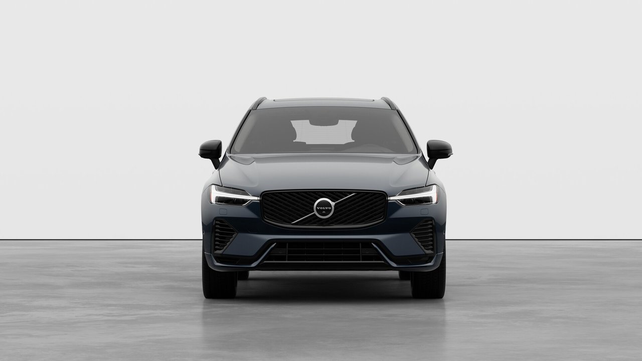 2026 Volvo XC60 Plug-In Hybrid Ultra Dark Theme-4