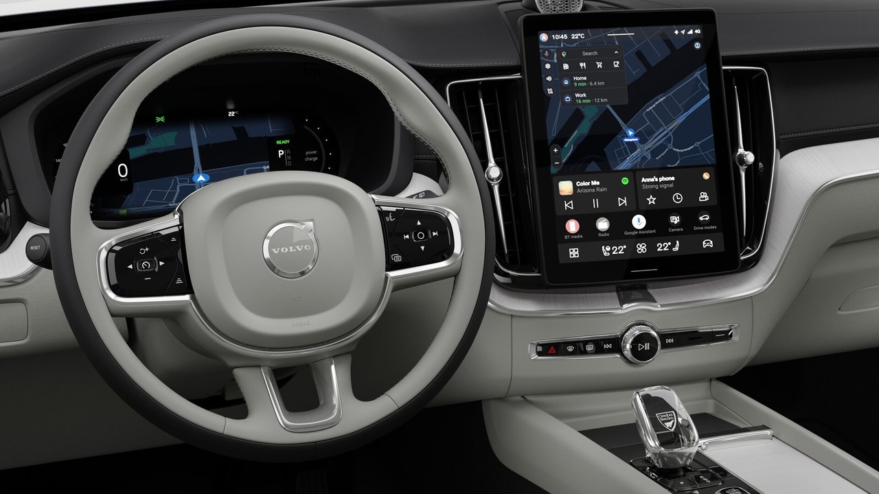 2027 Volvo XC60 Plug-in hybrid Ultra (Dark Theme)-13