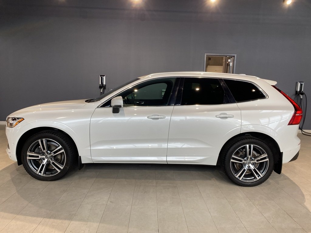 2019 Volvo XC60 T6 AWD Momentum-1