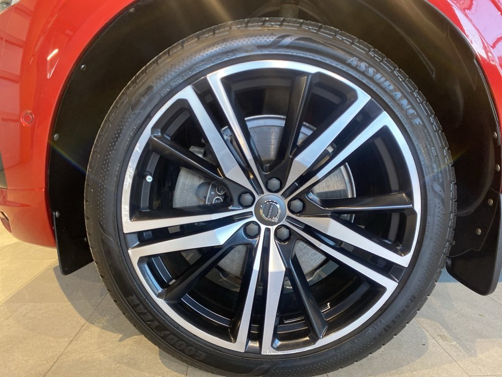 2020 Volvo XC60 T6 AWD R-Design-8