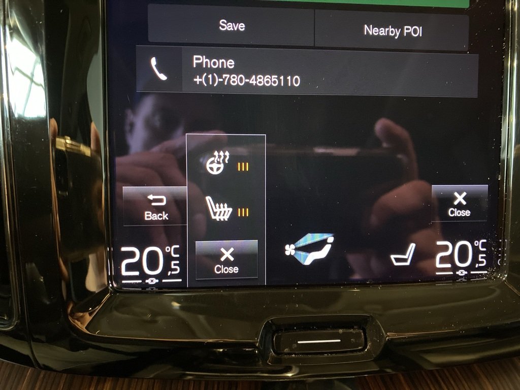 2021 Volvo XC60 T6 AWD Momentum-14