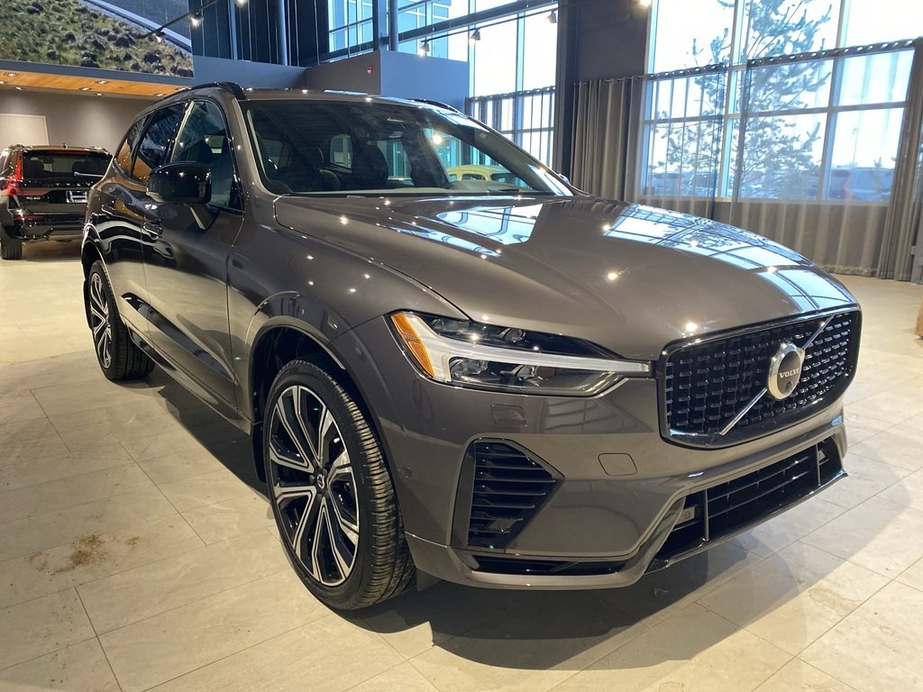2022 Volvo XC60 Recharge R-Design-6