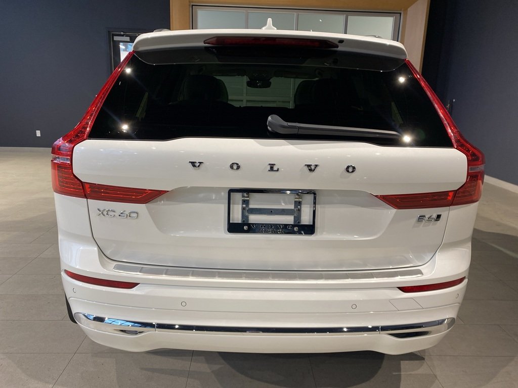 2022 Volvo XC60 B6 AWD Inscription-3