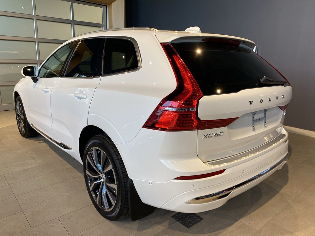 2022 Volvo XC60 B6 AWD Inscription-2