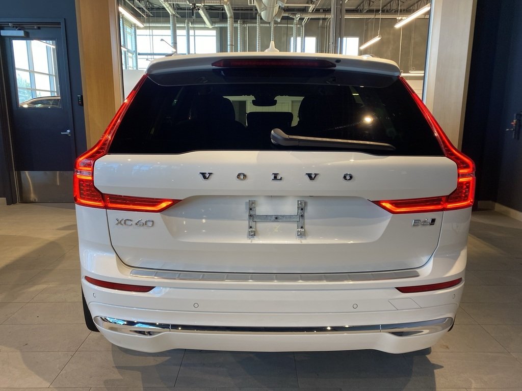 2022 Volvo XC60 B6 AWD Inscription-3