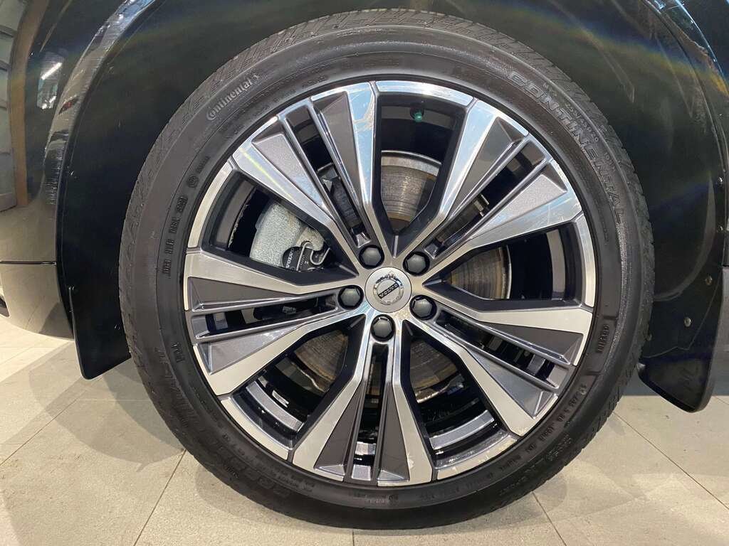 2022 Volvo XC60 B6 AWD Momentum-7