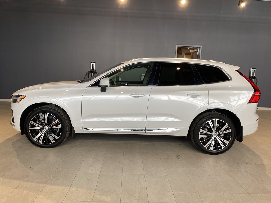 2023 Volvo XC60 B6 AWD Ultimate - Bright-1